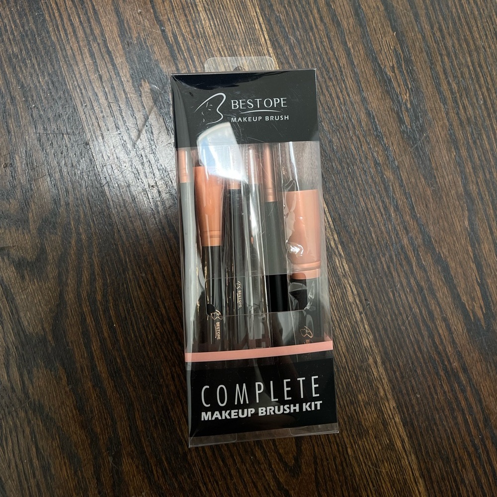 Bestope Makeup Brush Kit! Never used